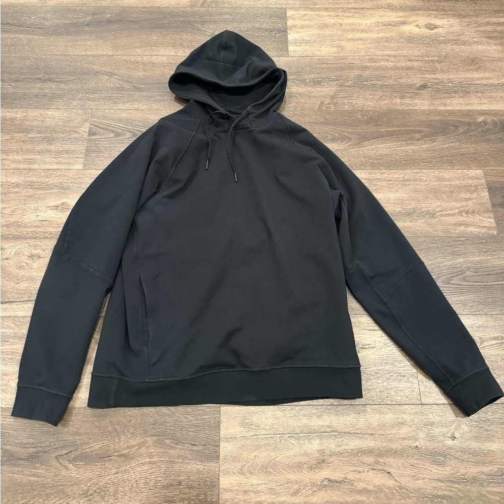Black Lululemon sweatshirt size XL